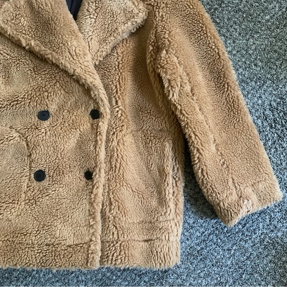 49. Carbon38 Double Breasted Teddy Coat Size M - Picture 9 of 16